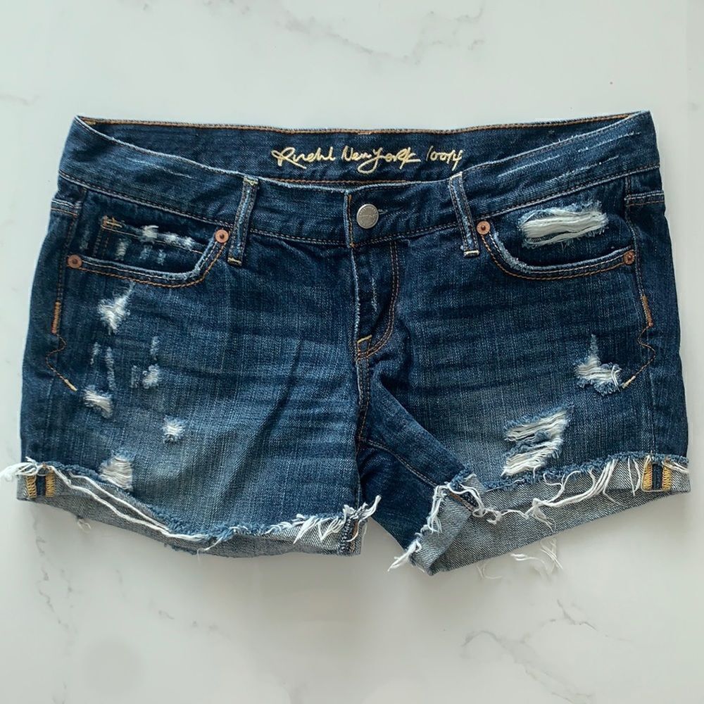 *NEW Iconic RUEHL Distressed Jean Shorts Y2K